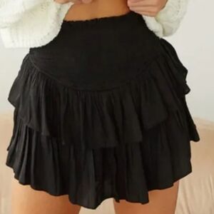 Mustard Seed Black Ruffle Skorts (shorts that look like skirt)